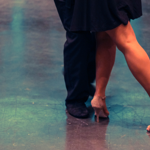 Tanzendes Paar - Beine - Tanzkurs Tango - Tanzschule Strobel